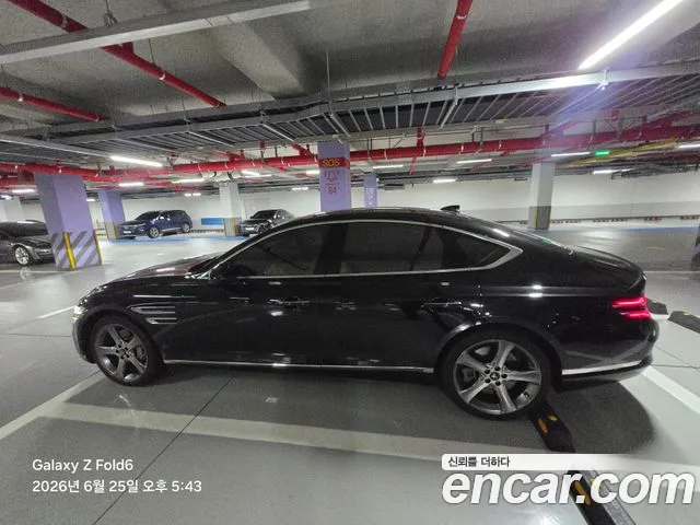 Genesis Electrified G80 2022 — 3