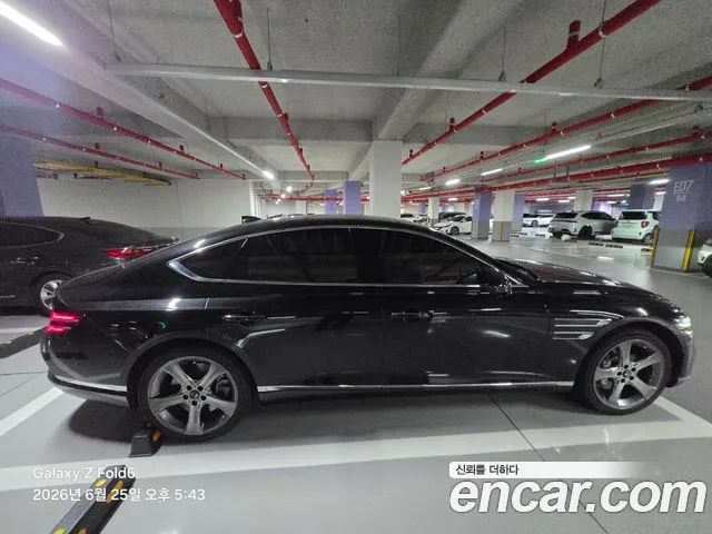 Genesis Electrified G80 2022 — 2
