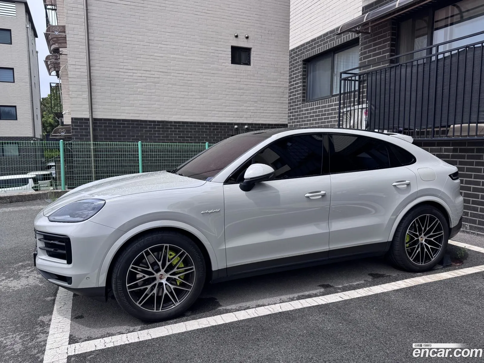 Porsche Cayenne 2025 — 11