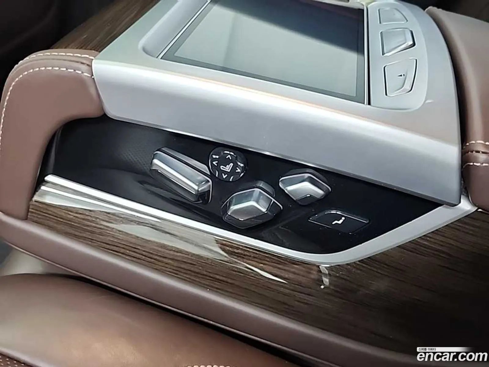 BMW 7 Series 2020 — 12