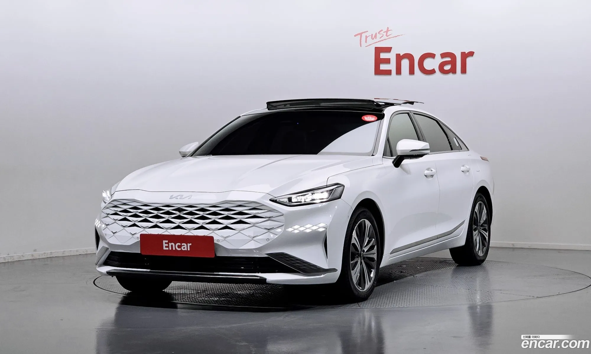 Kia K8 Hybrid 2023 — 2