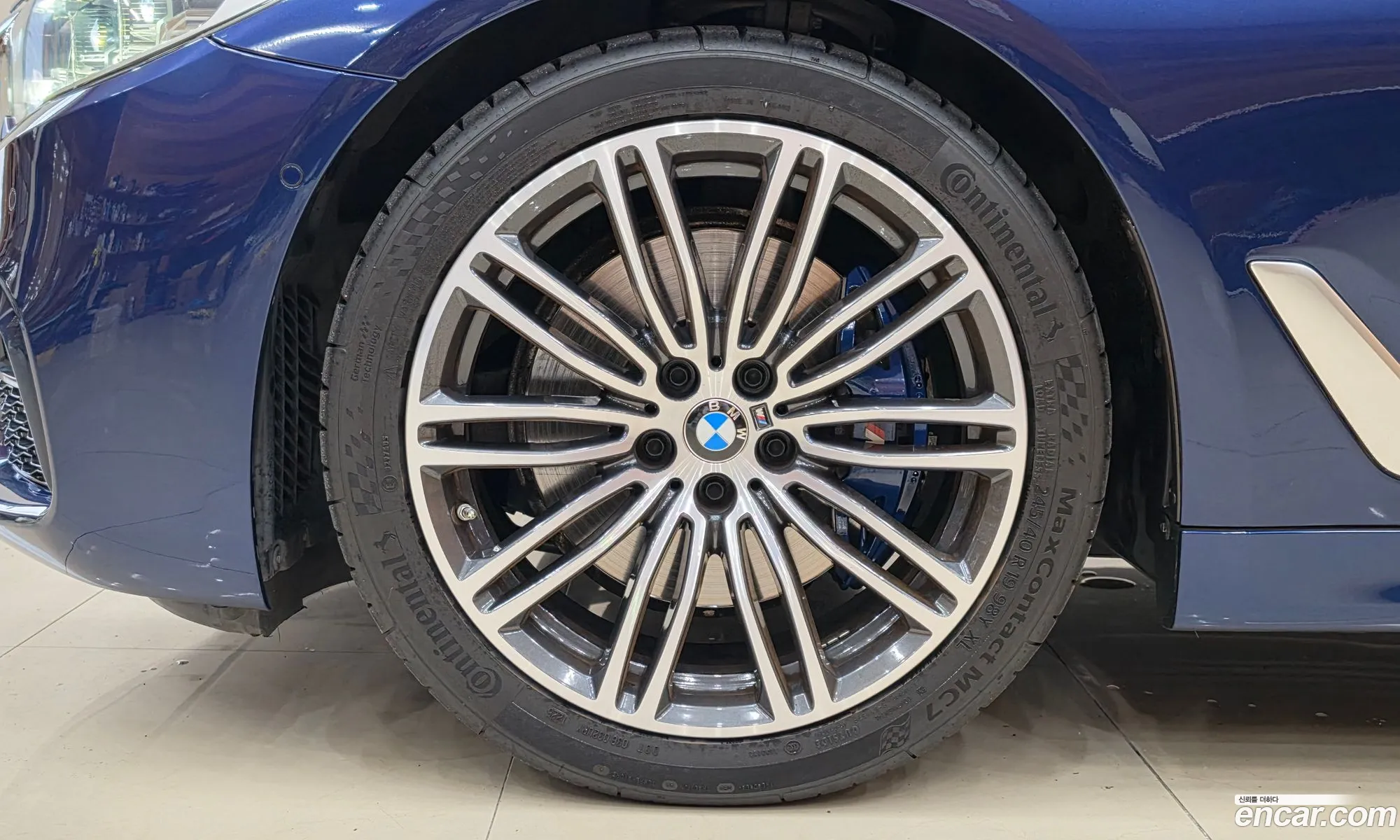 BMW 5 Series 2020 — 19