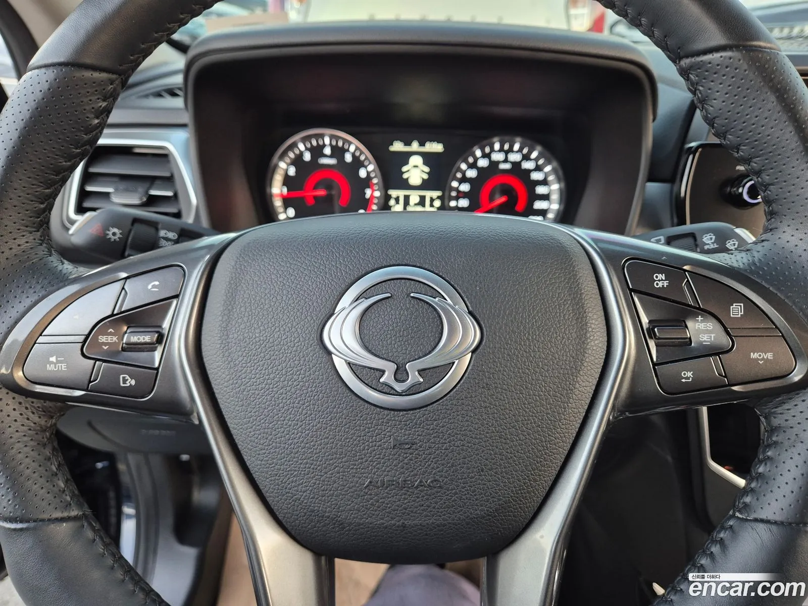KG Mobility (SsangYong) Tivoli 2024 — 11