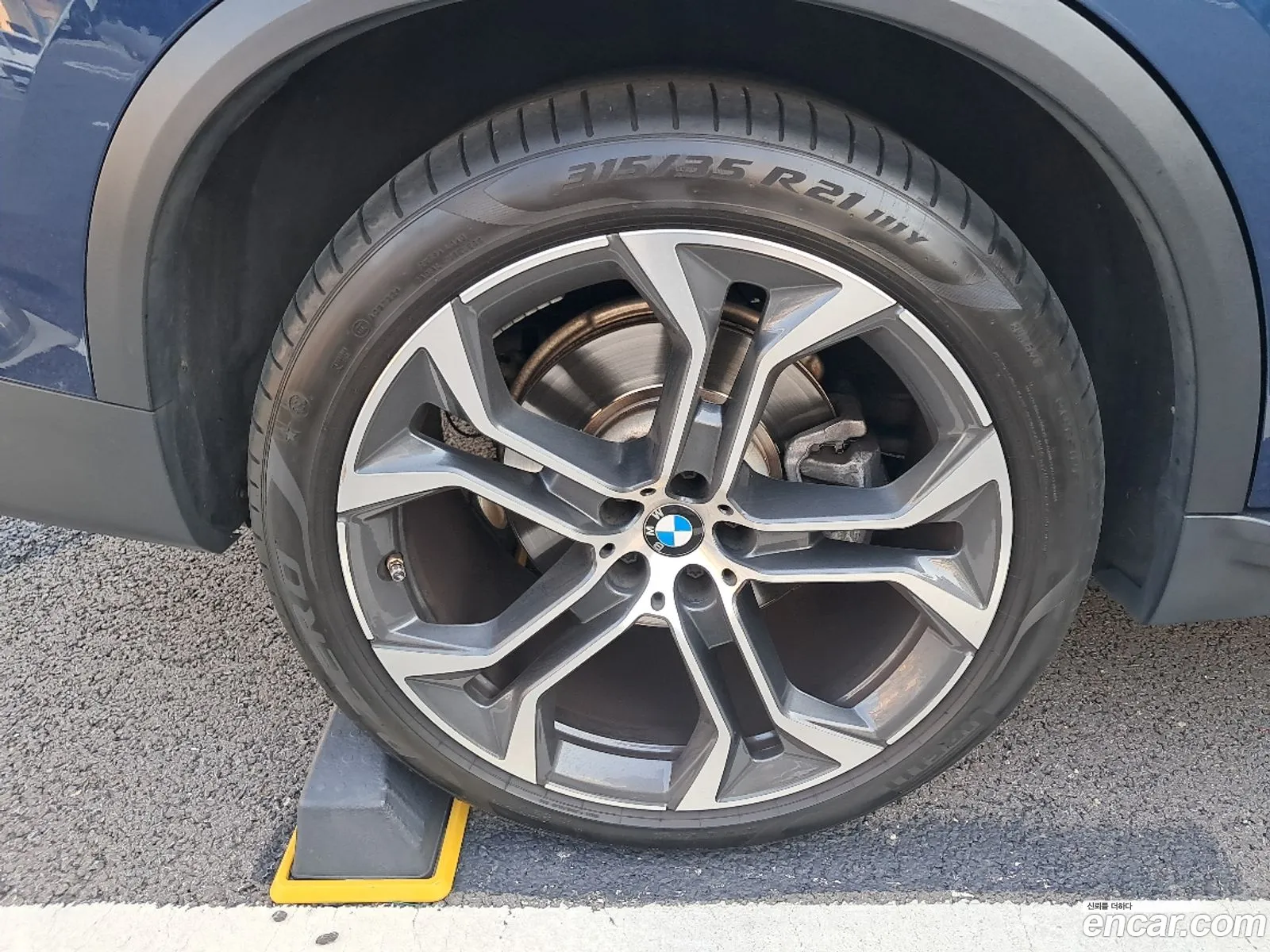 BMW X5 2021 — 3
