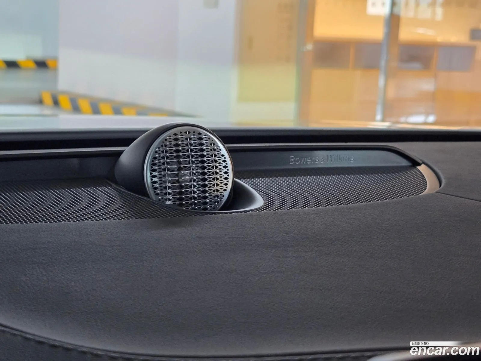 Volvo S90 2026 — 2