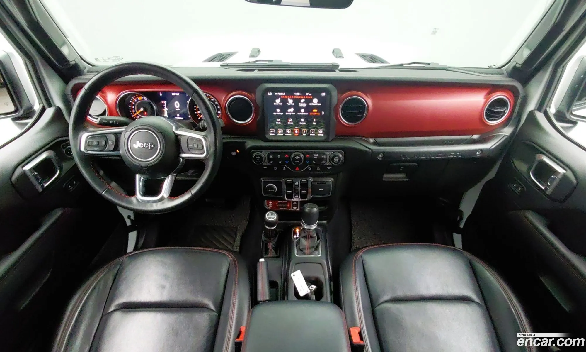 Jeep Wrangler 2023 — 19