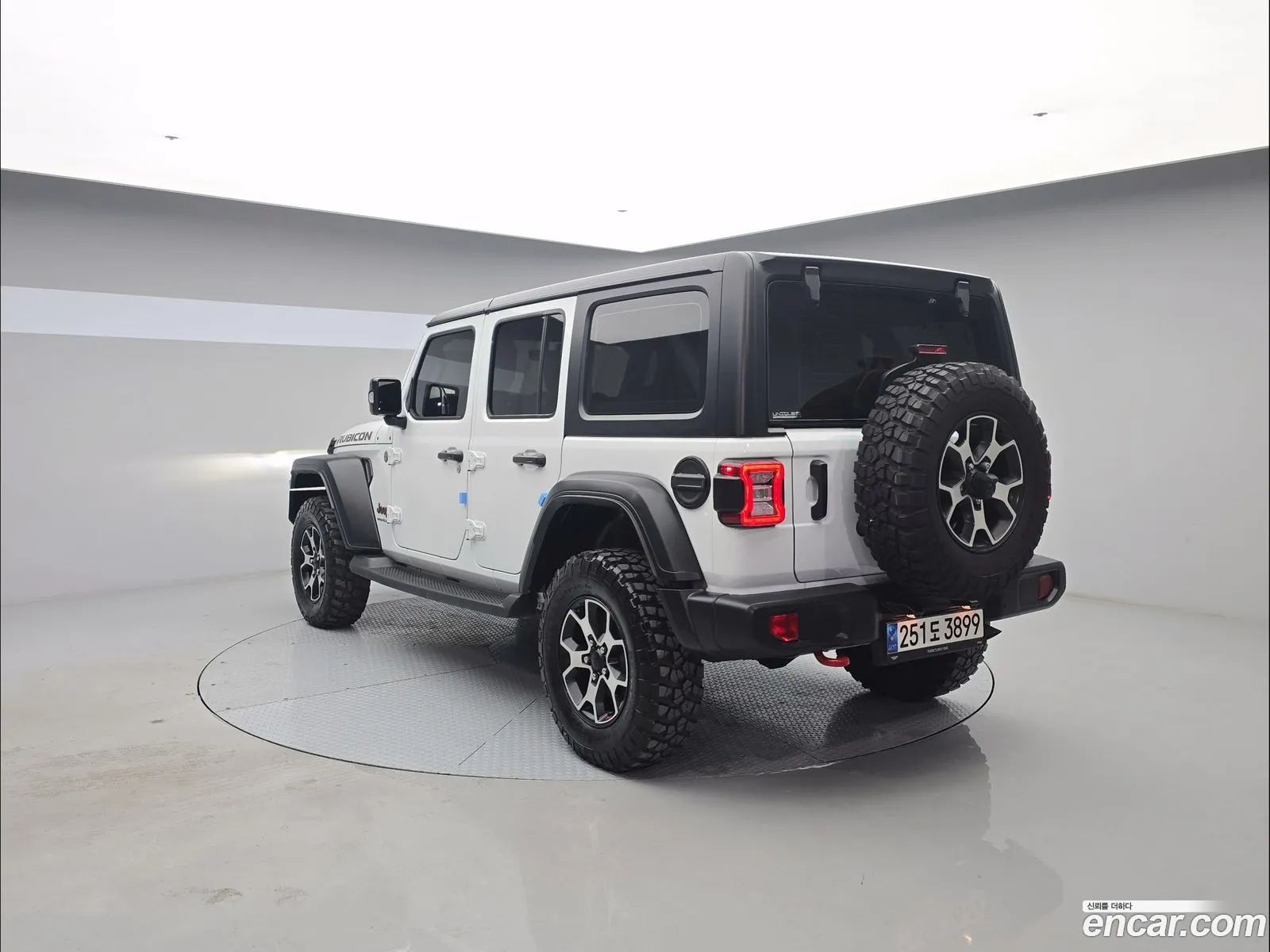 Jeep Wrangler 2023 — 6
