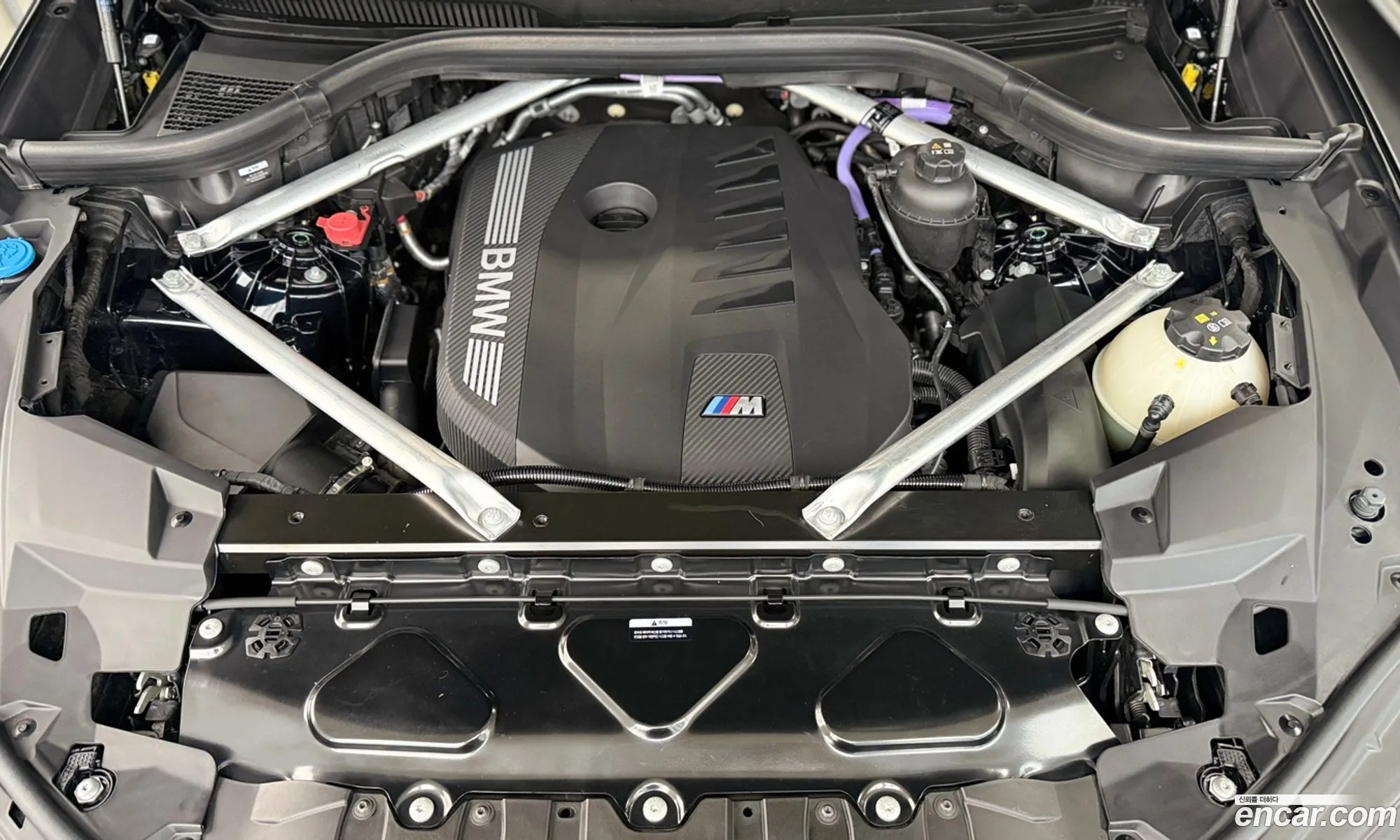 BMW X6 2025 — 20