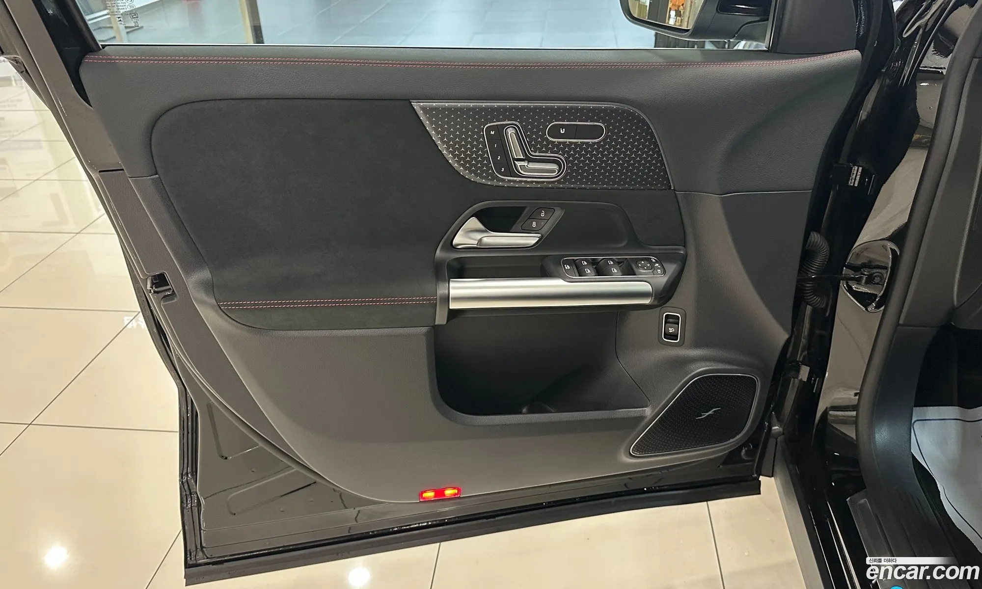 Mercedes-Benz EQA H243 2025 — 2