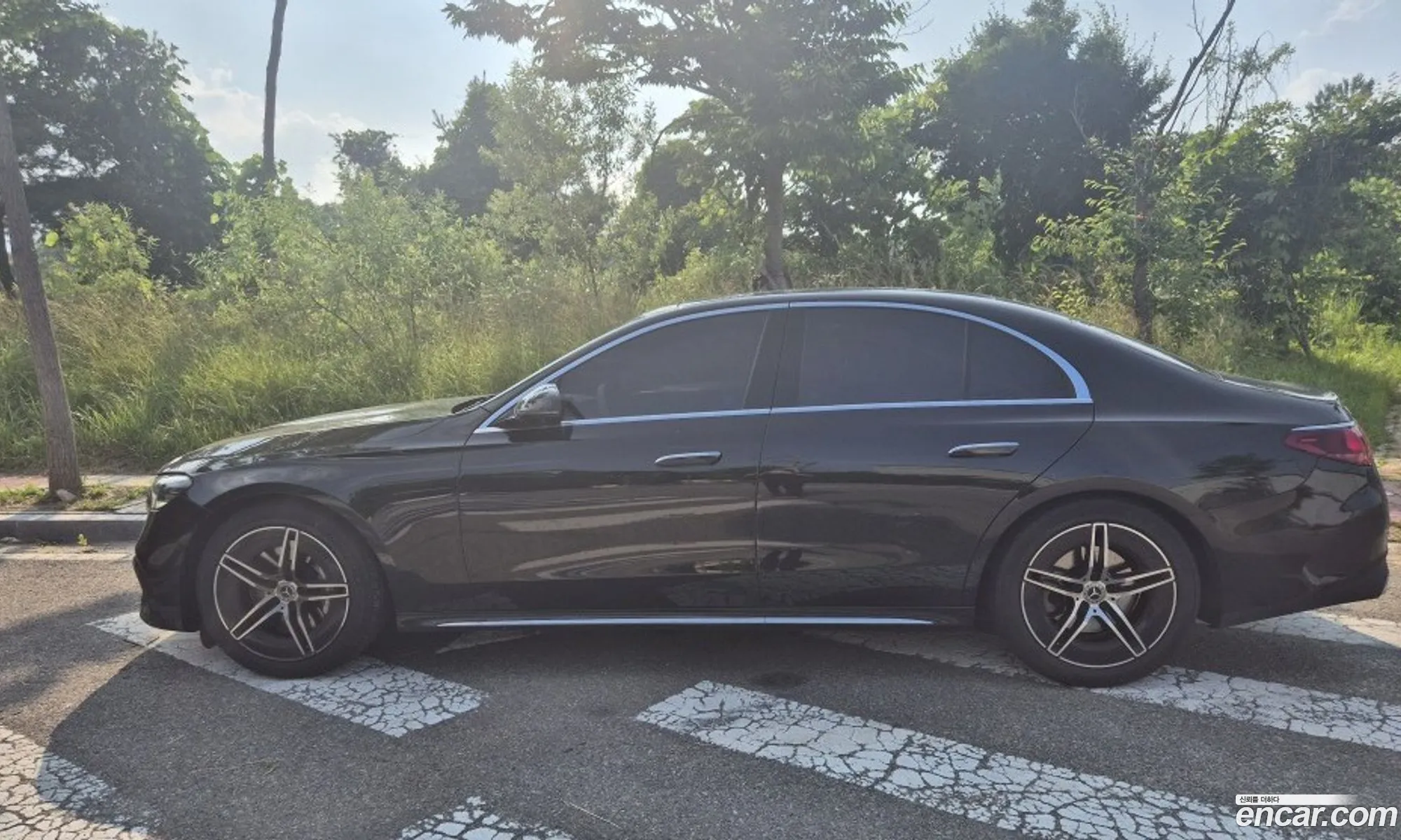 Mercedes-Benz E-Class W214 2025 — 5