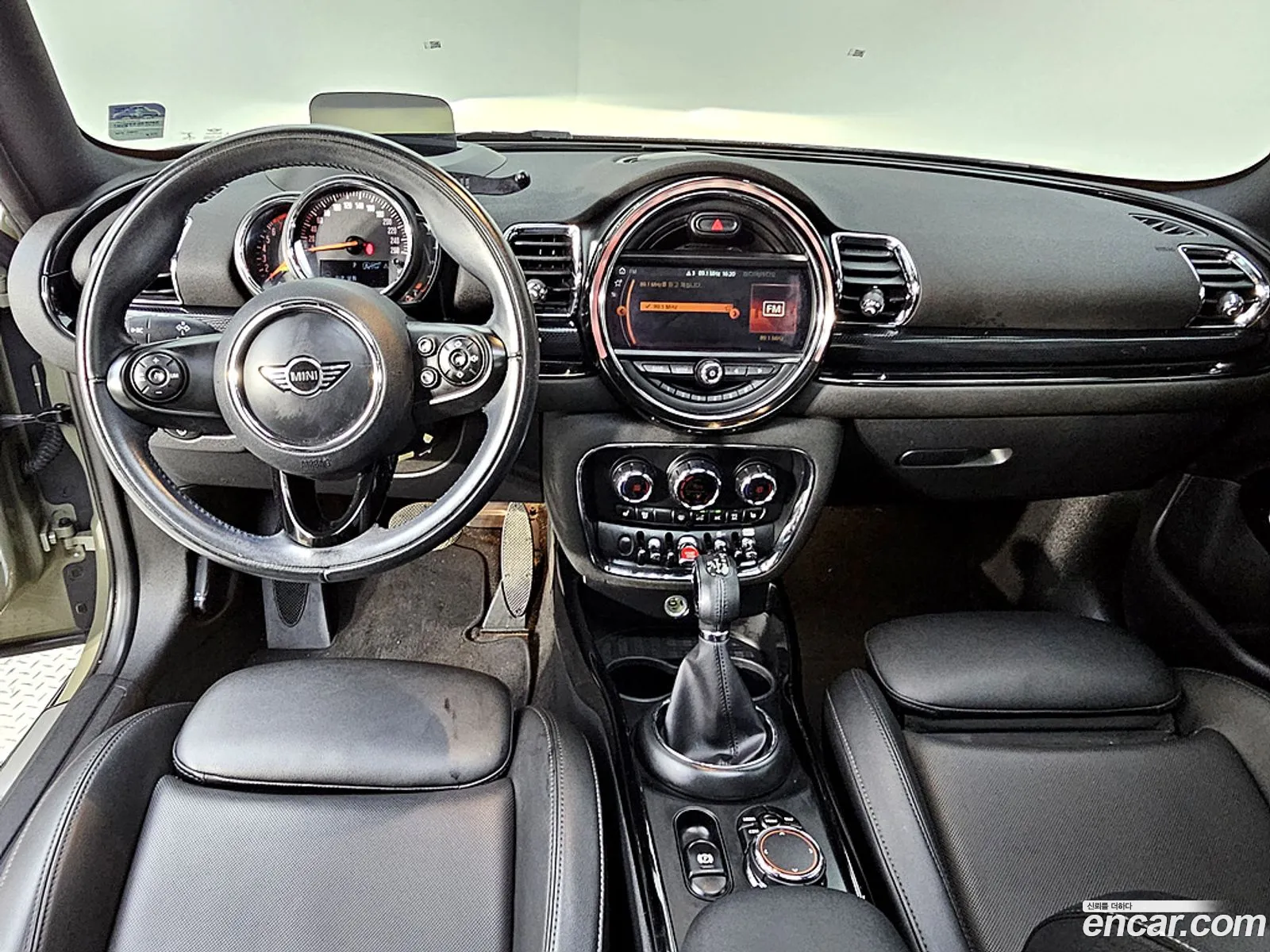Mini Cooper Clubman 2018 — 14