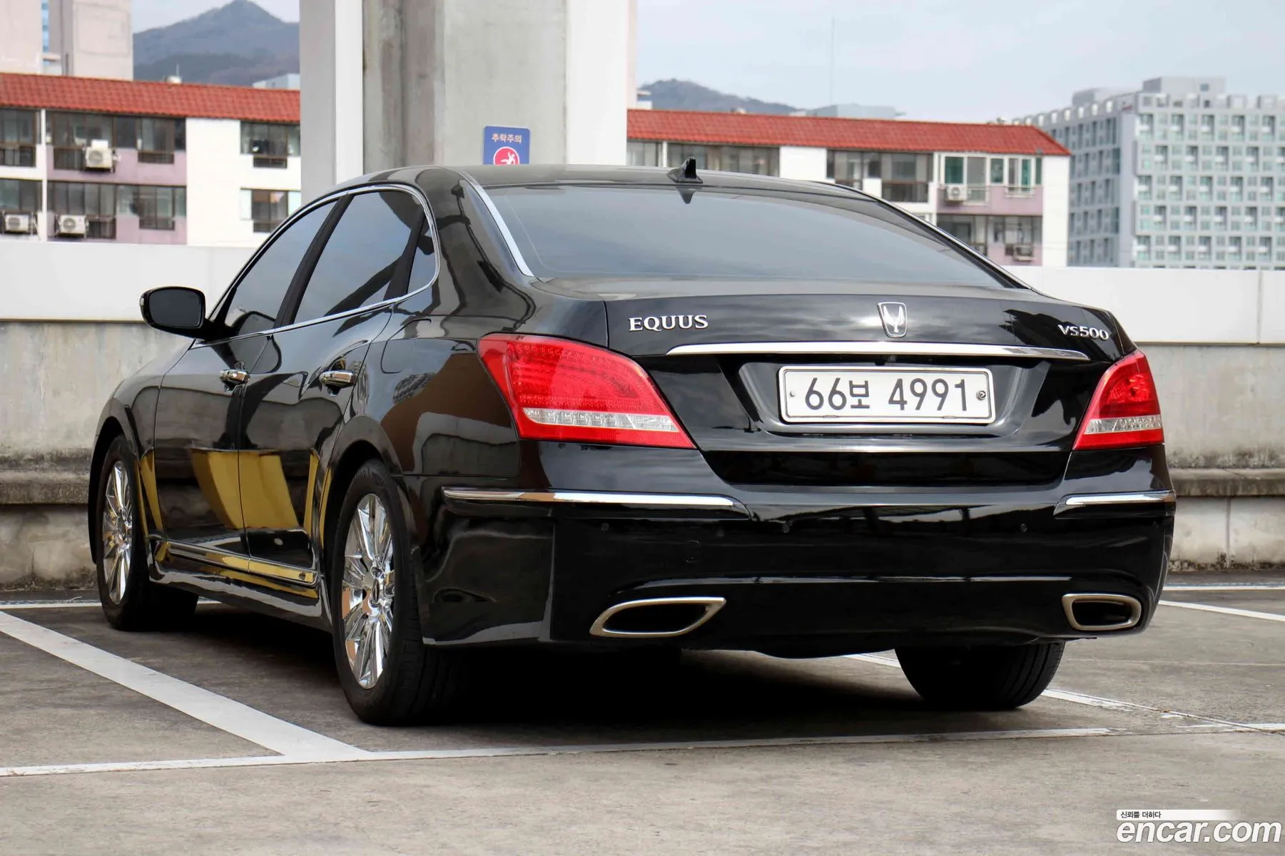 Hyundai Equus 2009 — 2