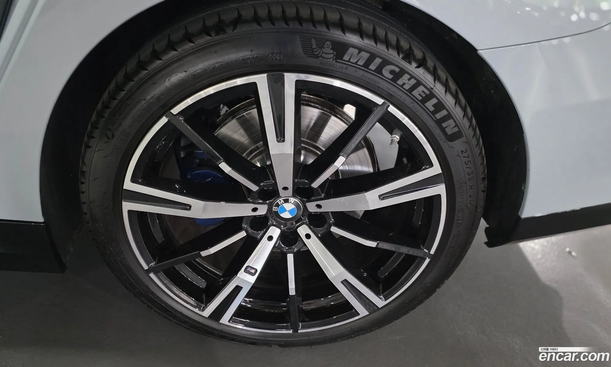 BMW 5 Series 2025 — 6