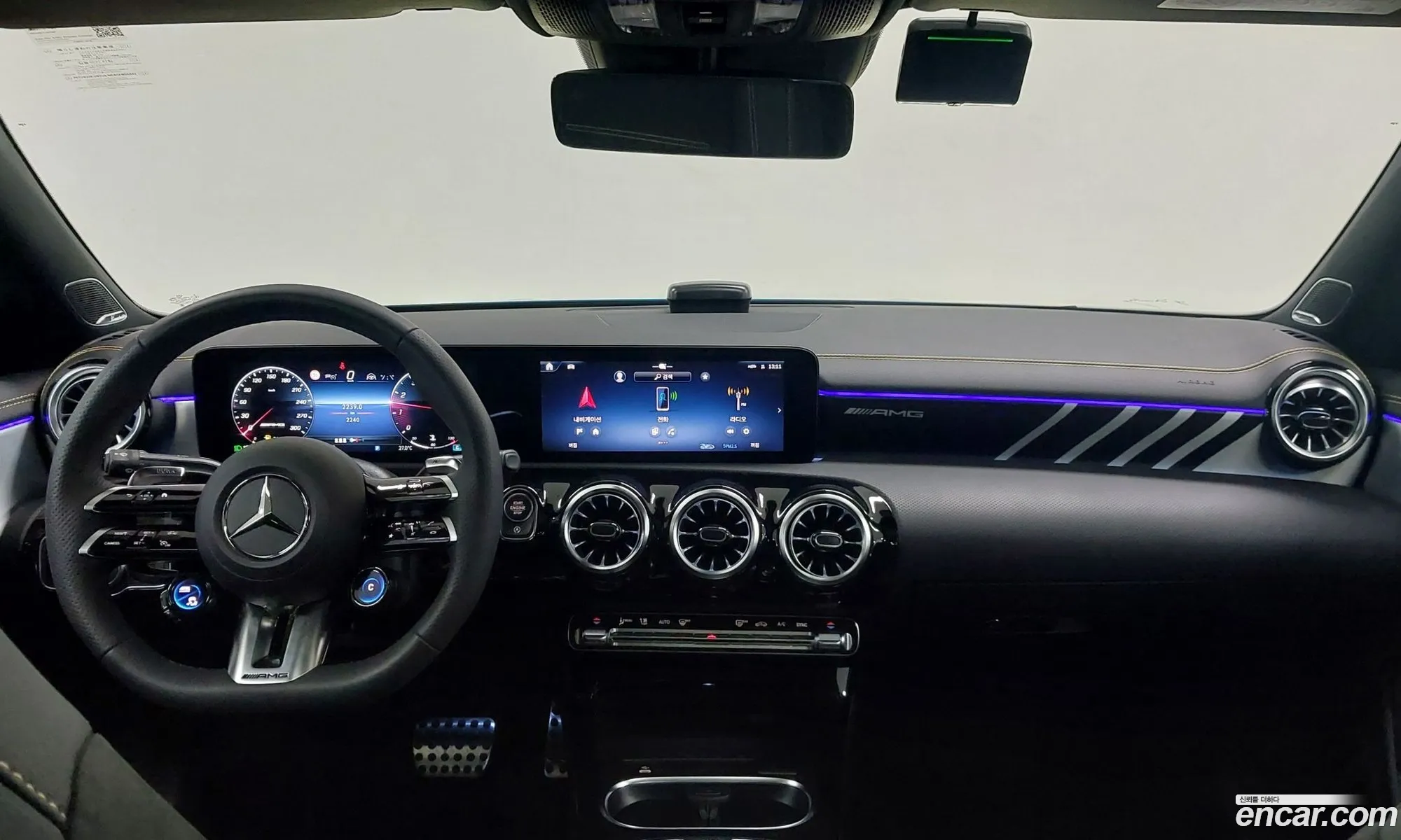 Mercedes-Benz CLA-Class C118 2025 — 17