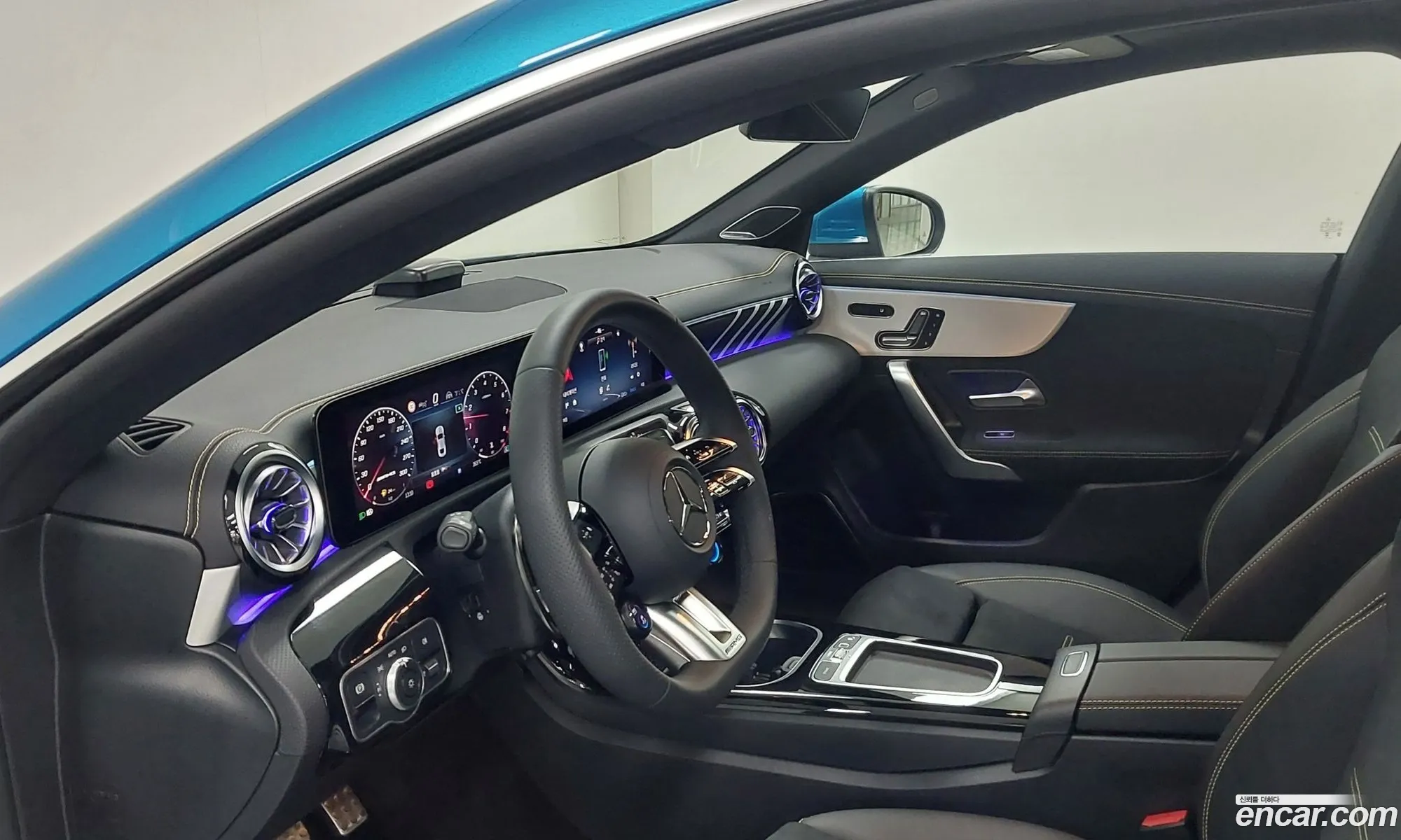 Mercedes-Benz CLA-Class C118 2025 — 10