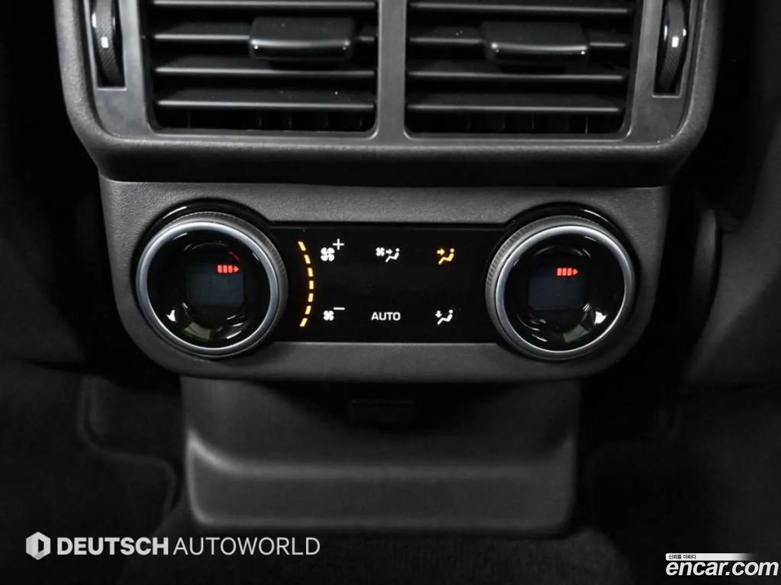 Land Rover Range Rover Velar 2025 — 2
