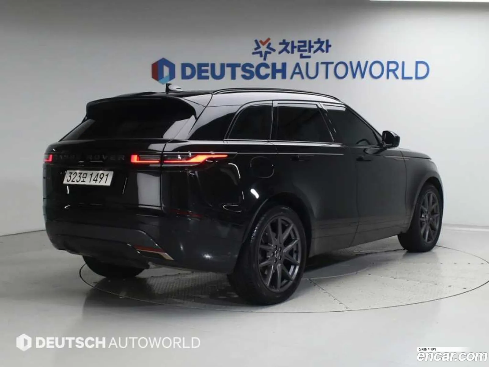 Land Rover Range Rover Velar 2025 — 14