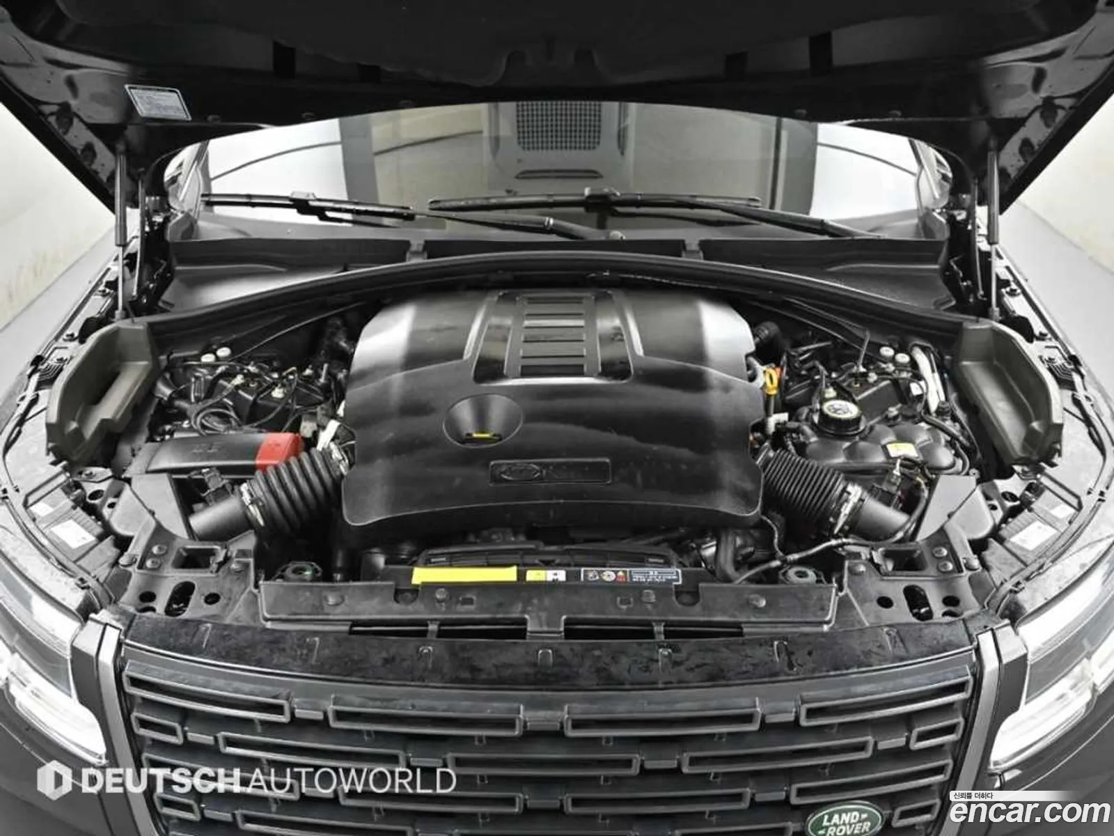 Land Rover Range Rover Velar 2025 — 3