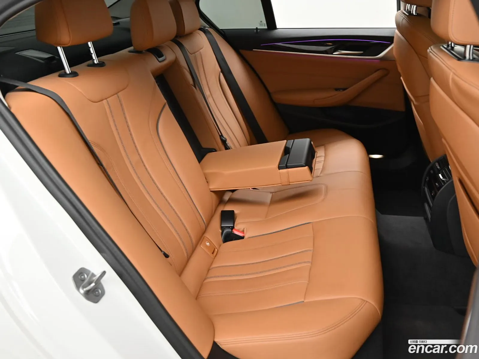 BMW 5 Series 2020 — 9