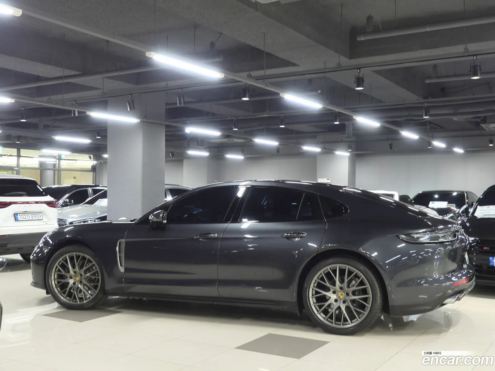 Porsche Panamera 2022 — 18