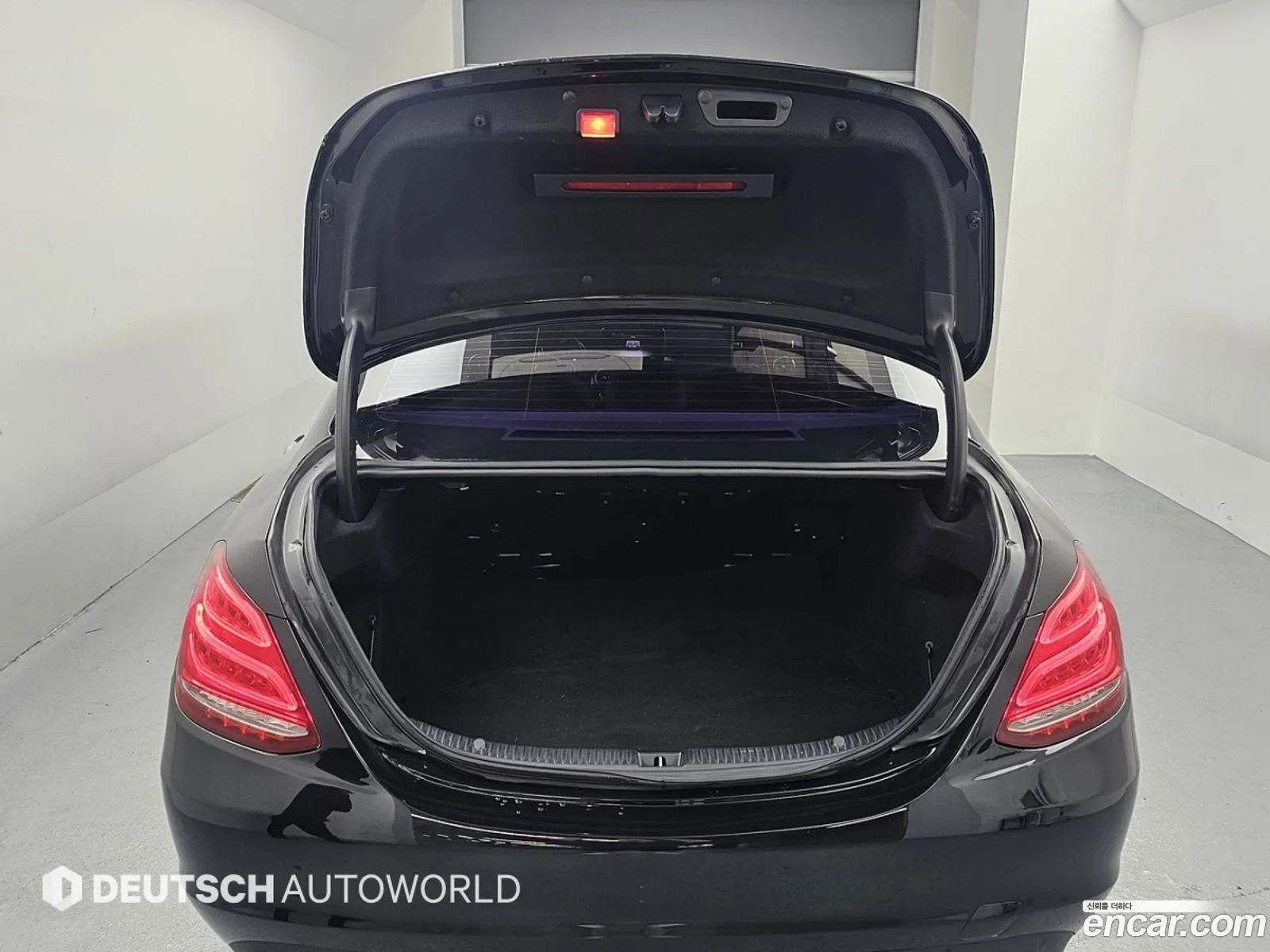 Mercedes-Benz C-Class W205 2015 — 3