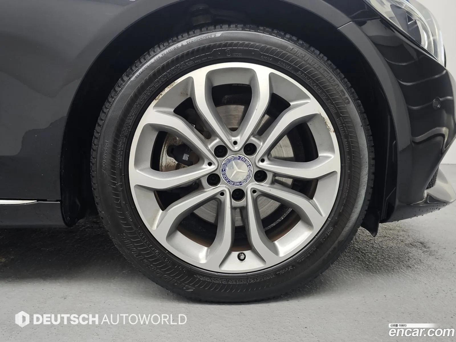 Mercedes-Benz C-Class W205 2015 — 15
