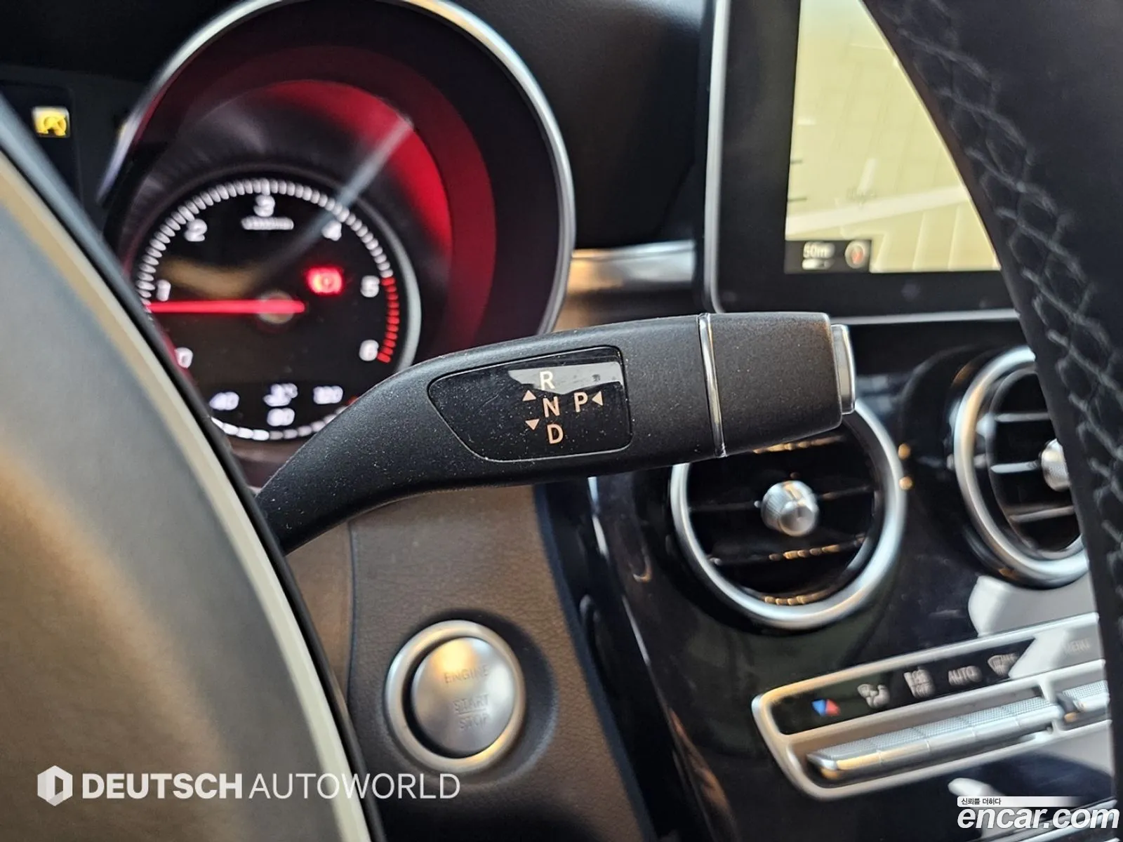 Mercedes-Benz C-Class W205 2015 — 17