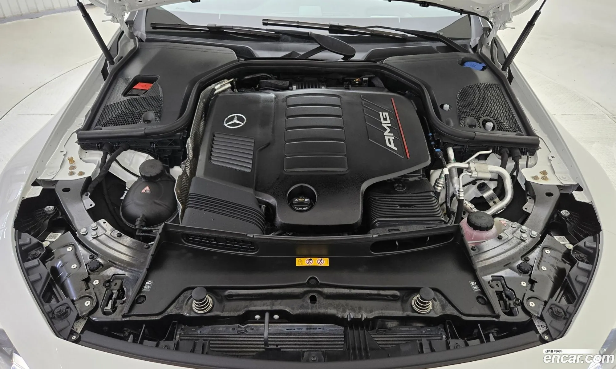 Mercedes-Benz AMG GT 2025 — 7