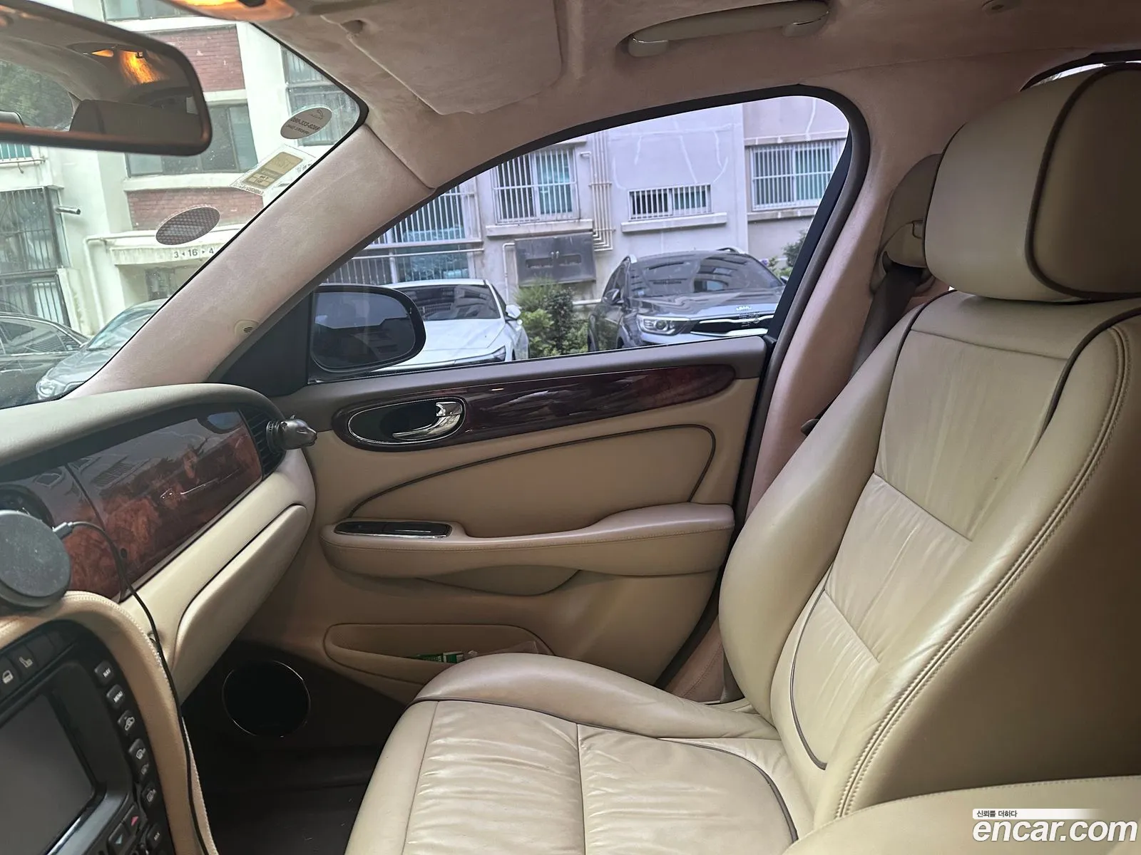 Jaguar XJ 2008 — 12