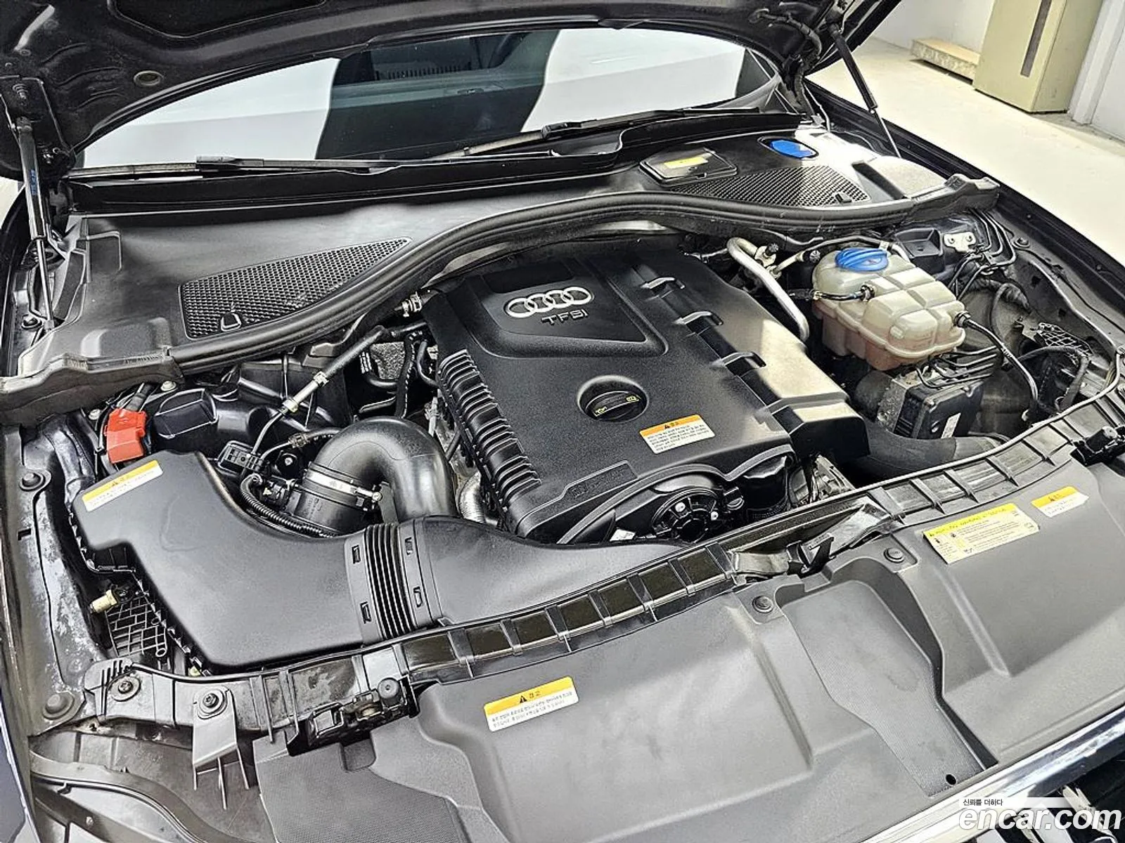 Audi A6 2014 — 16