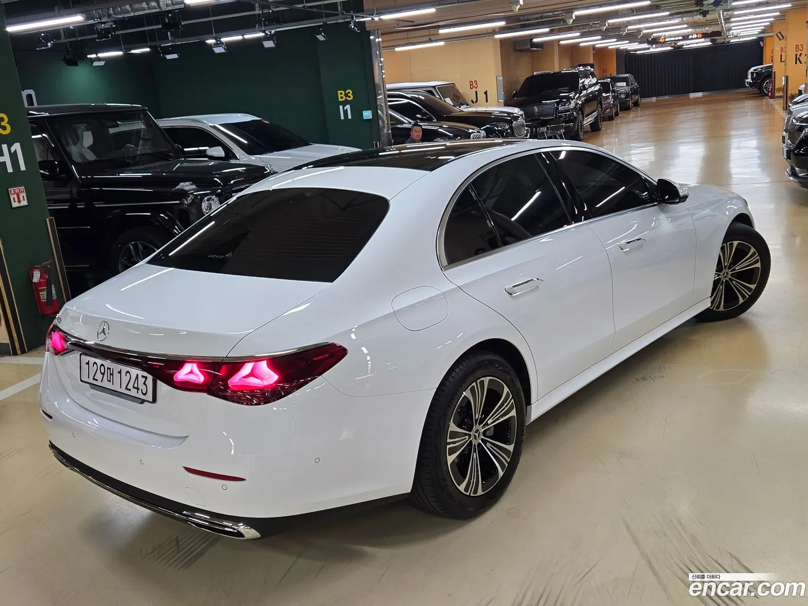 Mercedes-Benz E-Class W214 2025 — 5