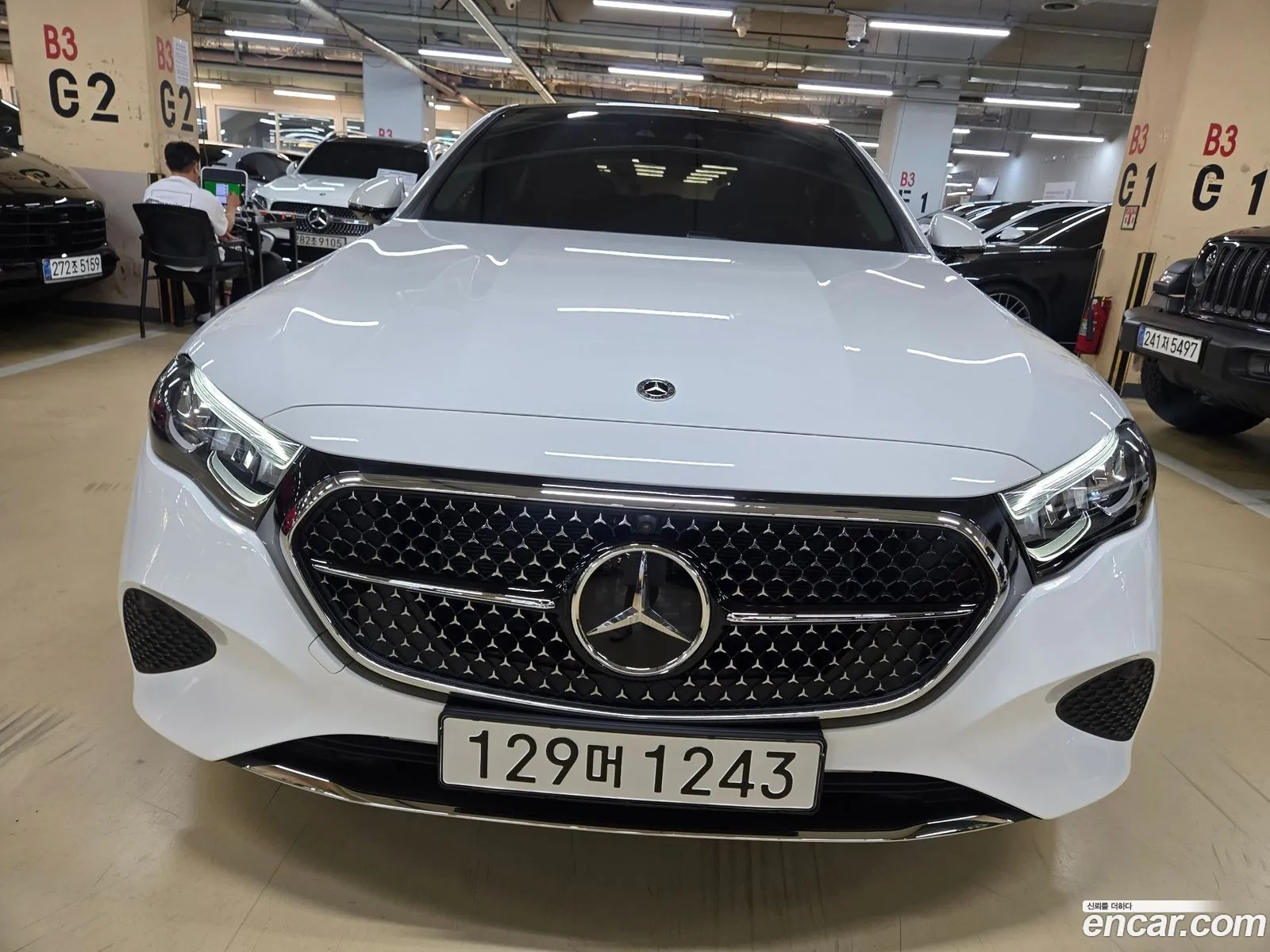 Mercedes-Benz E-Class W214 2025 — 17
