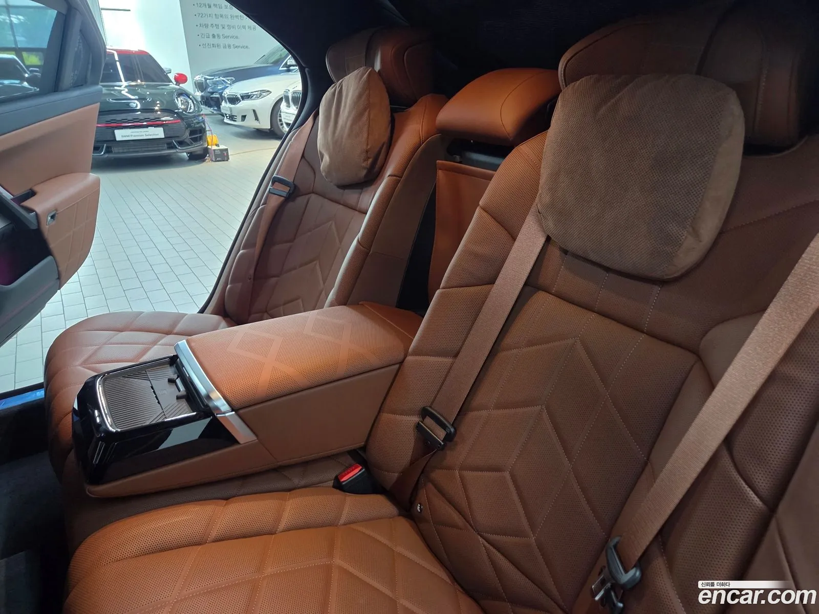 BMW 7 Series 2023 — 9
