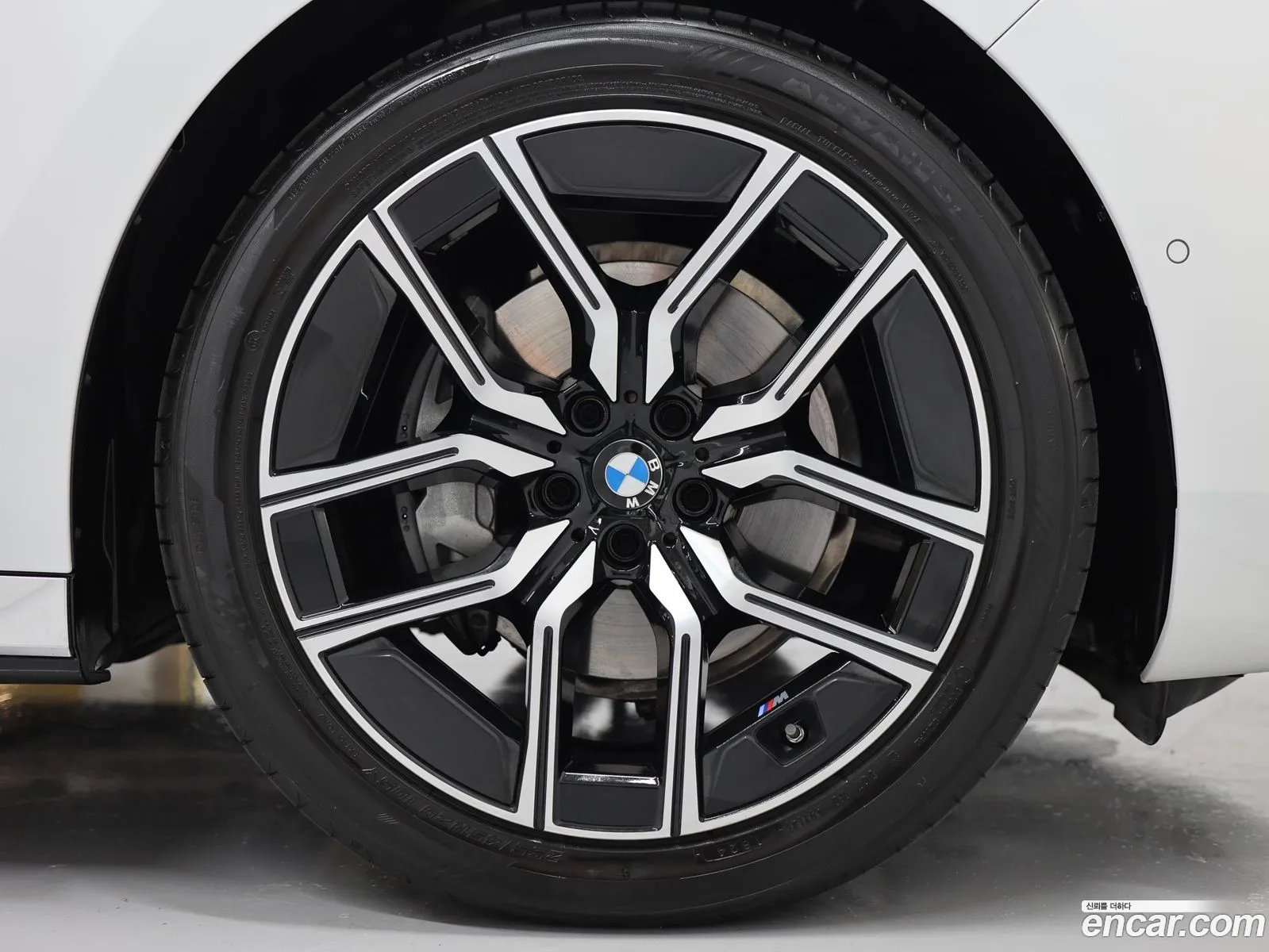 BMW 7 Series 2025 — 15