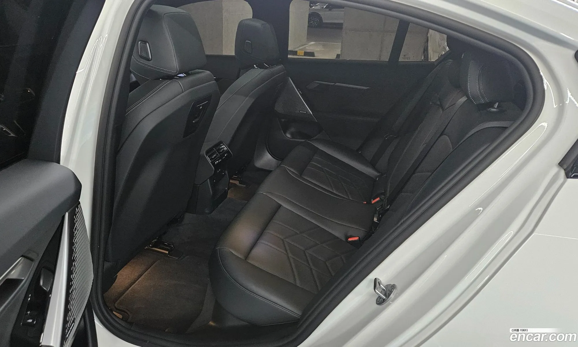 BMW 5 Series 2025 — 19