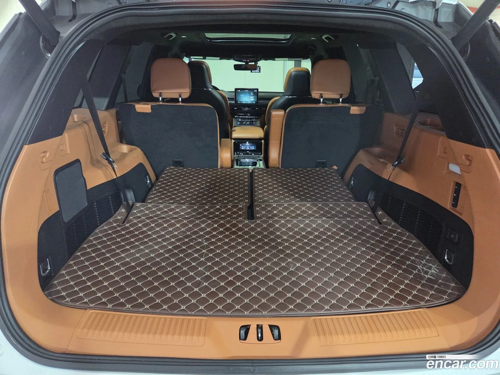 Lincoln Aviator 2021 — 18