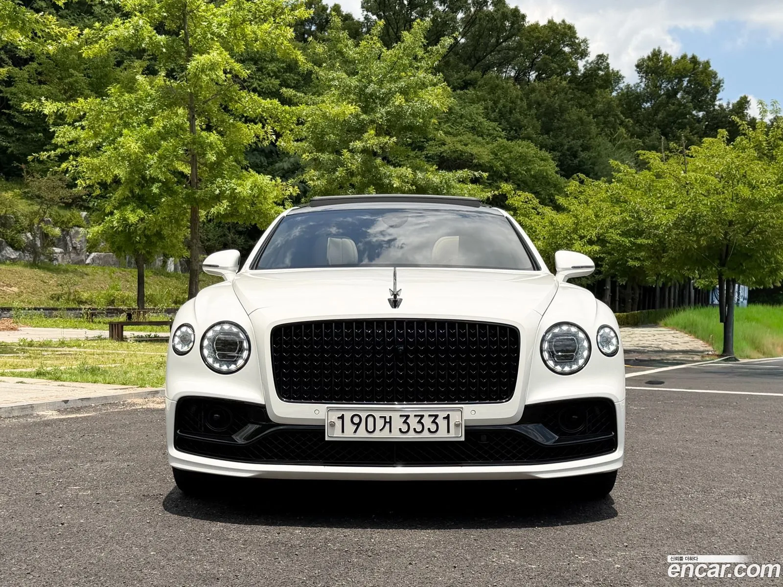 Bentley Flying Spur 2023 — 13