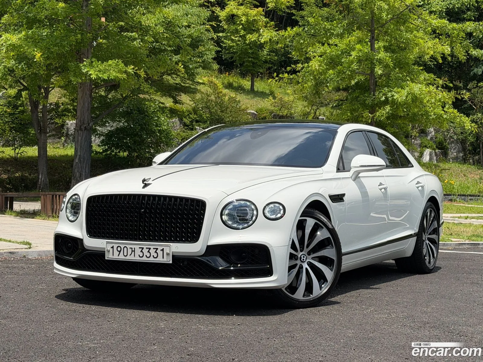 Bentley Flying Spur 2023 — 15
