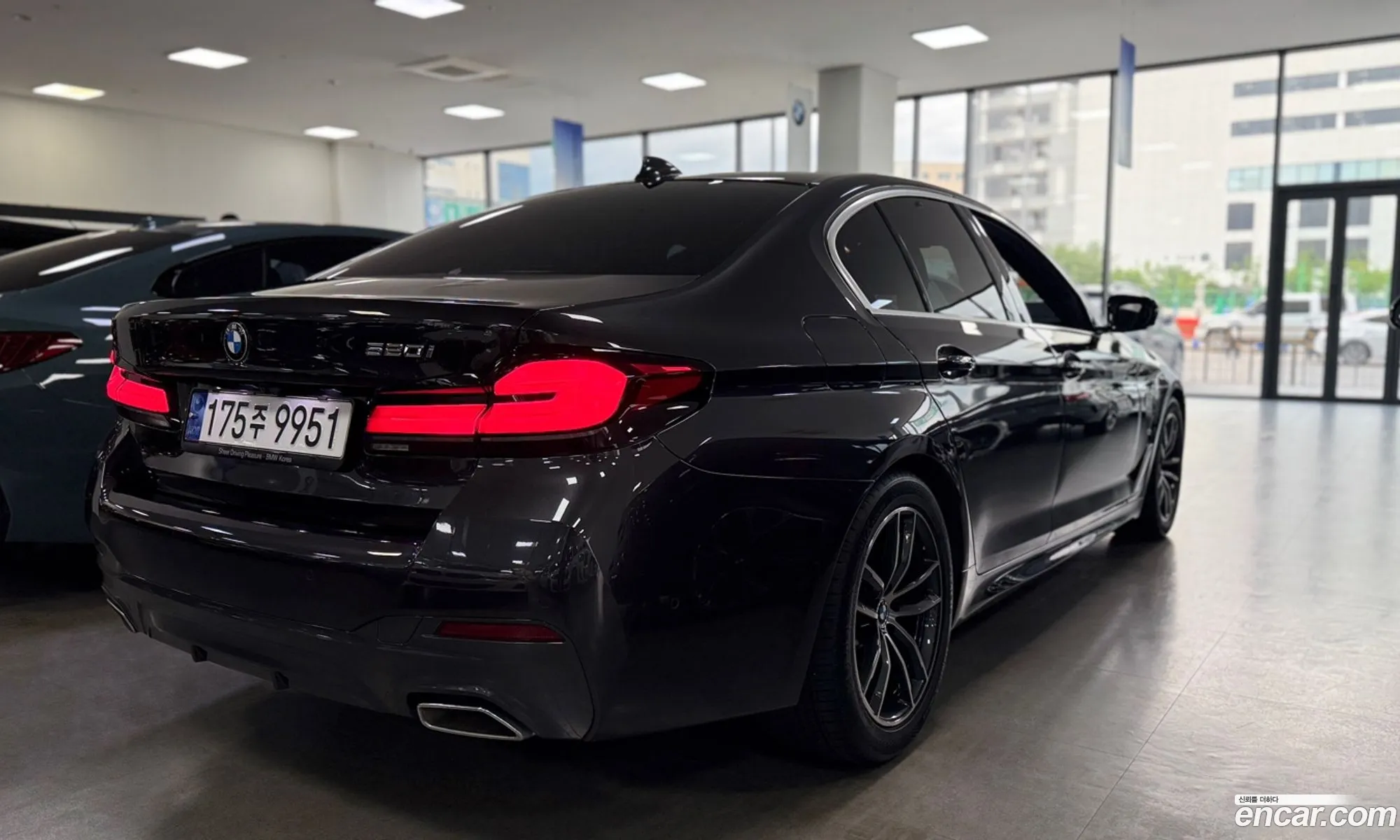 BMW 5 Series 2023 — 15