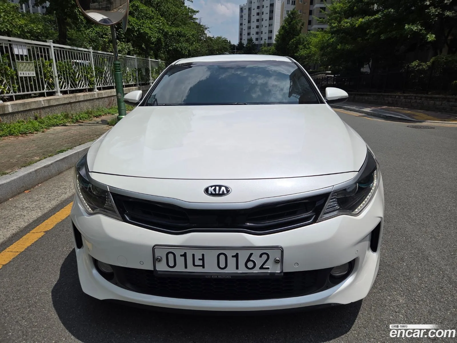 Kia K5 Hybrid 2016 — 4
