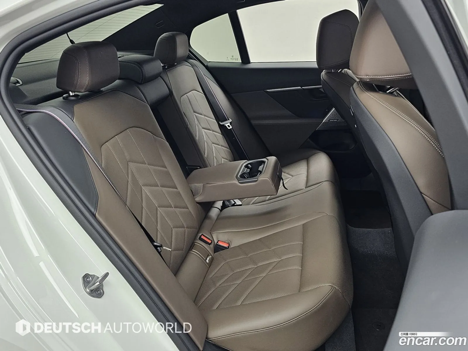 BMW 5 Series 2024 — 14