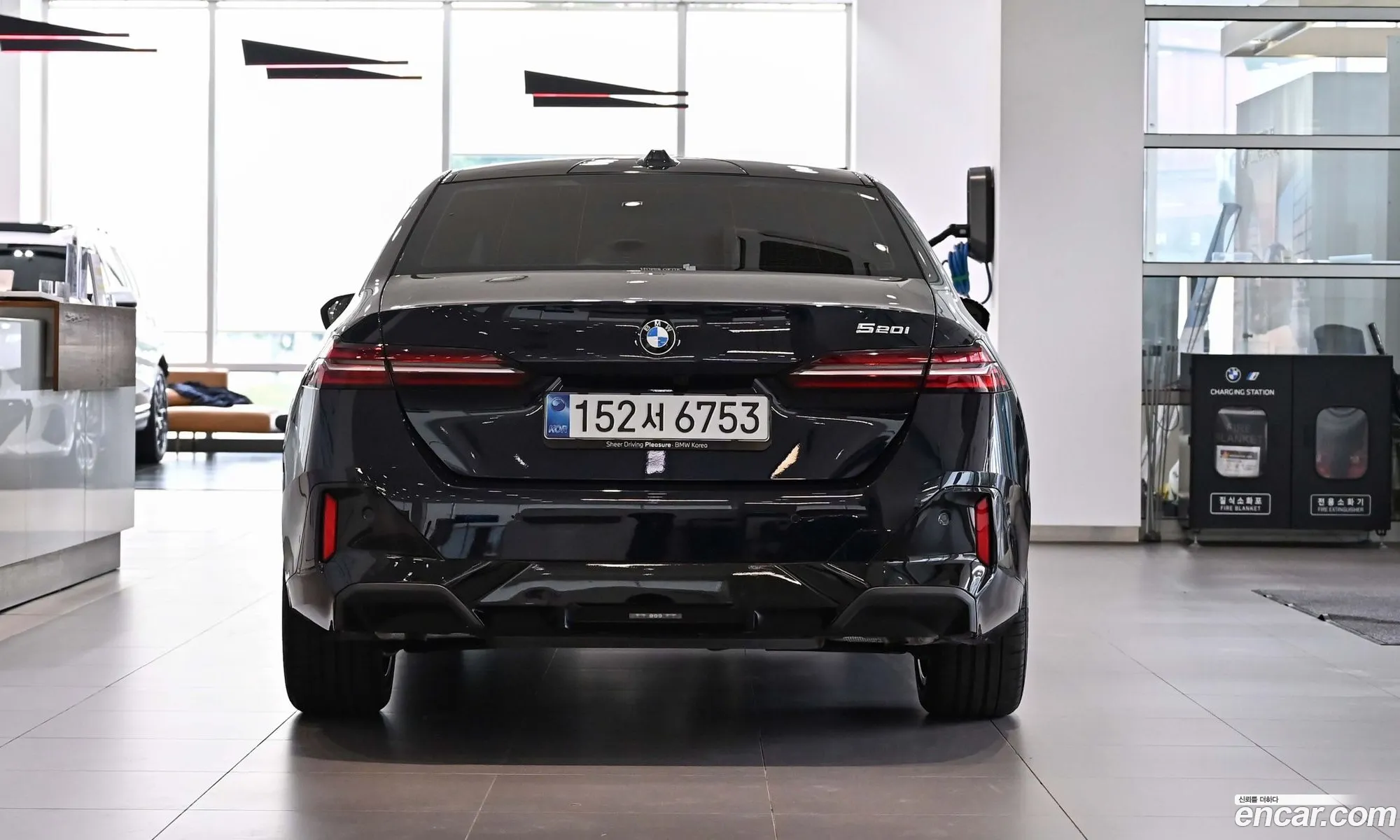BMW 5 Series 2025 — 15