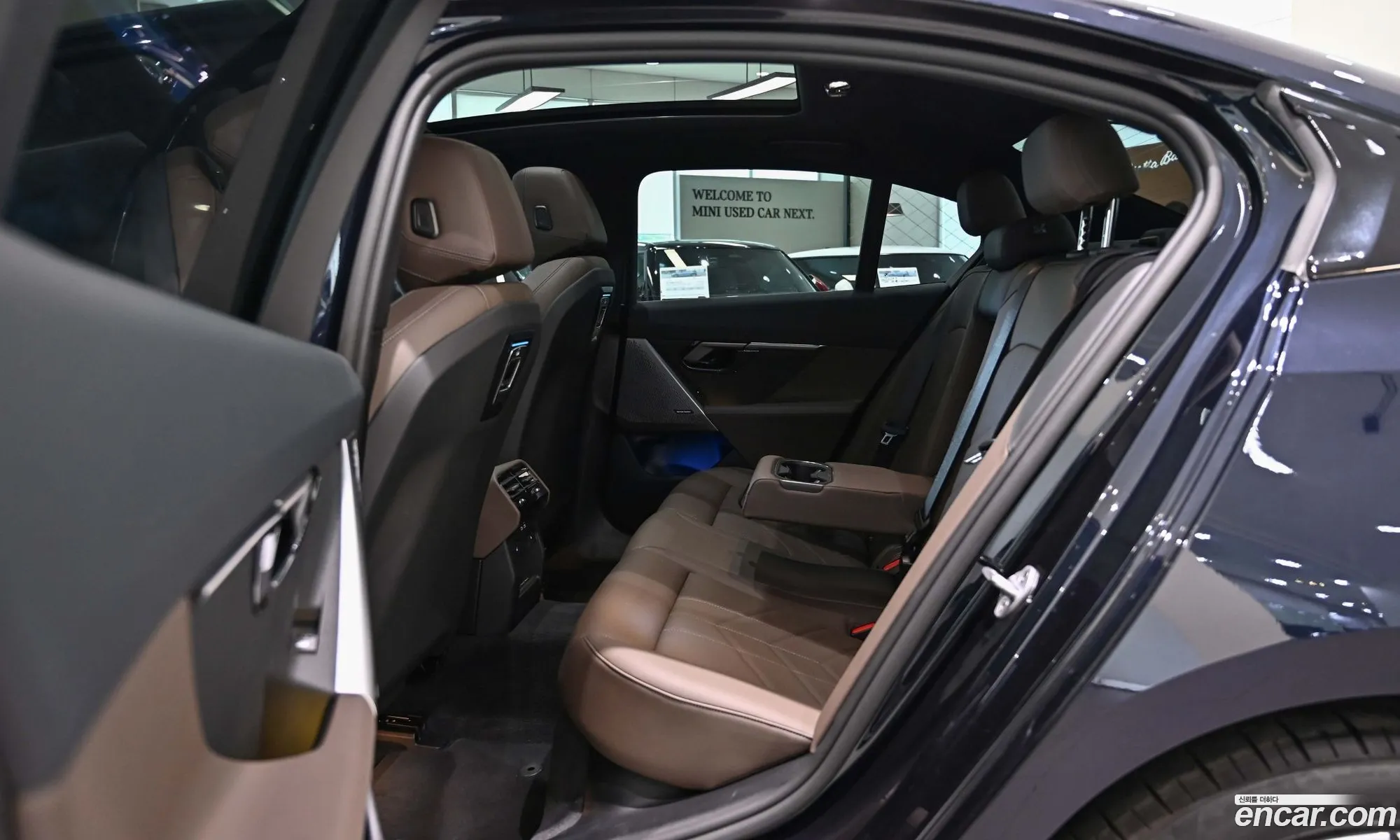 BMW 5 Series 2025 — 13