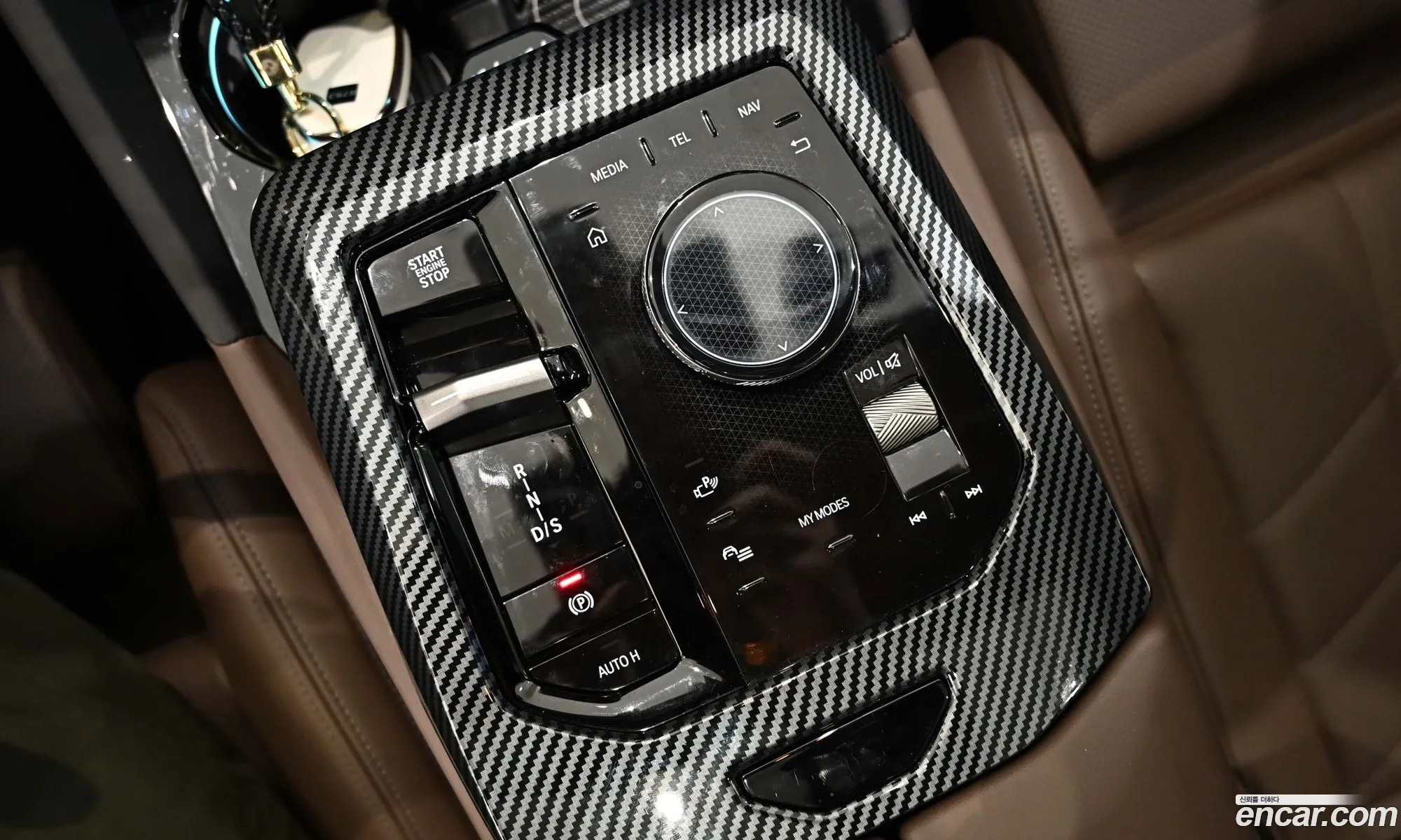 BMW 5 Series 2025 — 11