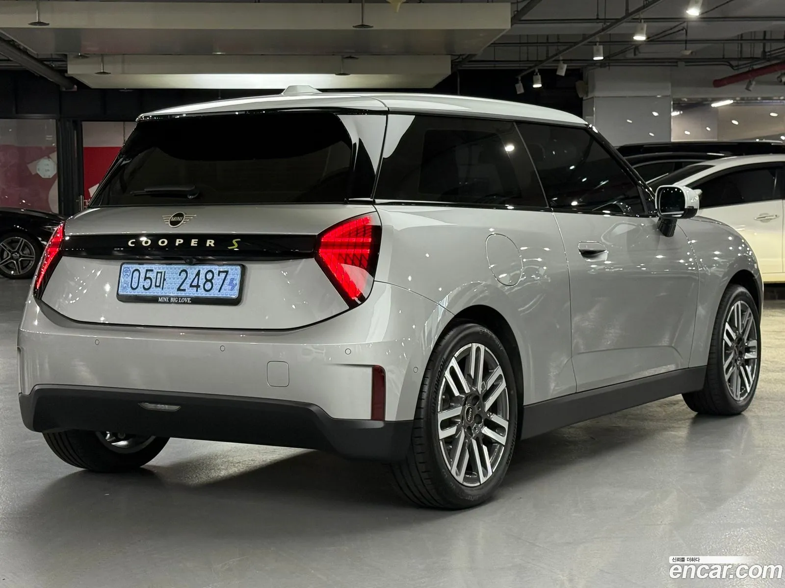 Mini Cooper Electric 2024 — 7