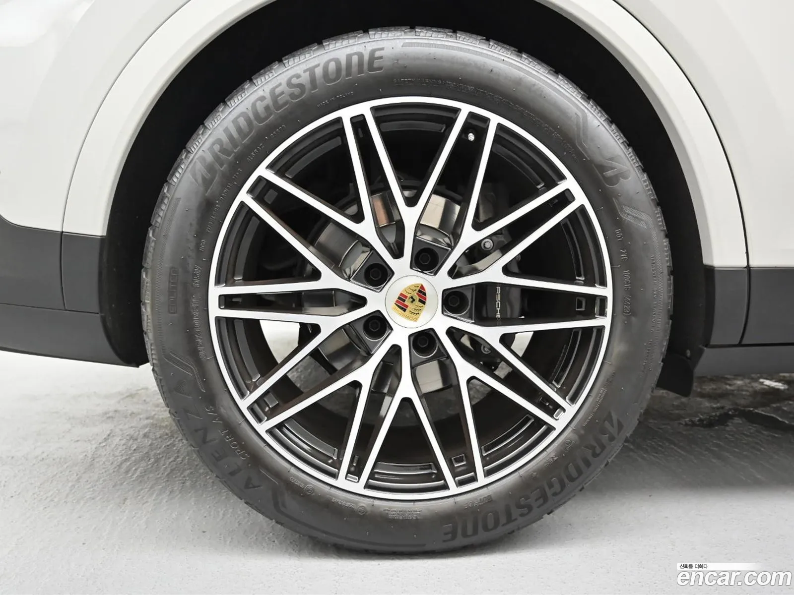 Porsche Cayenne 2024 — 6