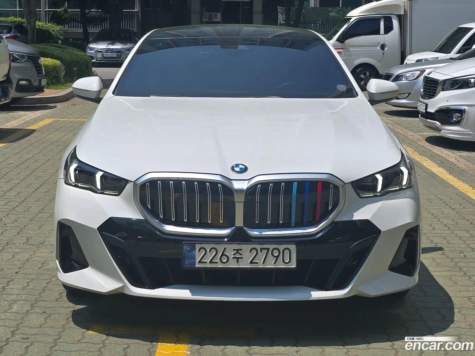BMW 5 Series 2023 — 13