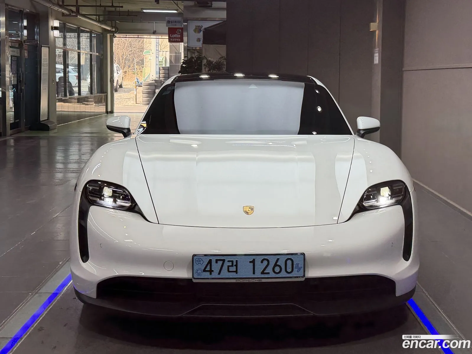 Porsche Taycan 2021 — 2
