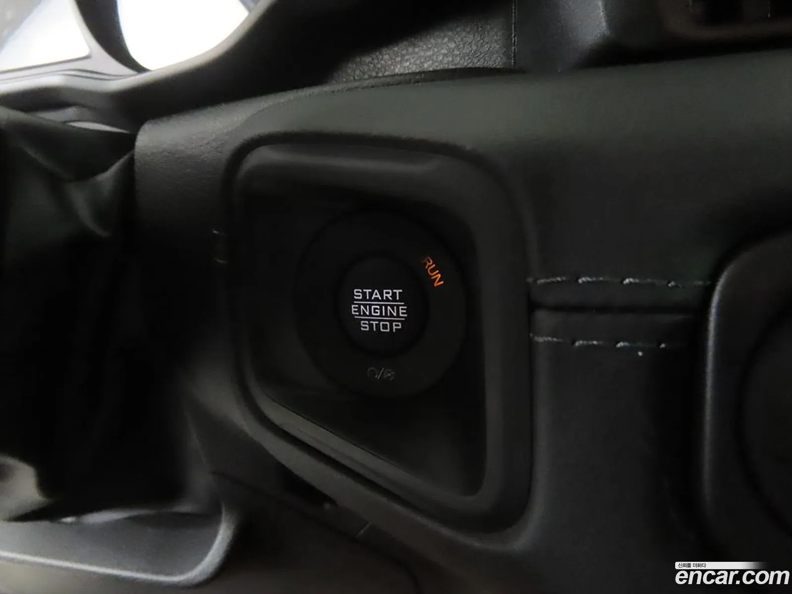 Jeep Gladiator 2025 — 13
