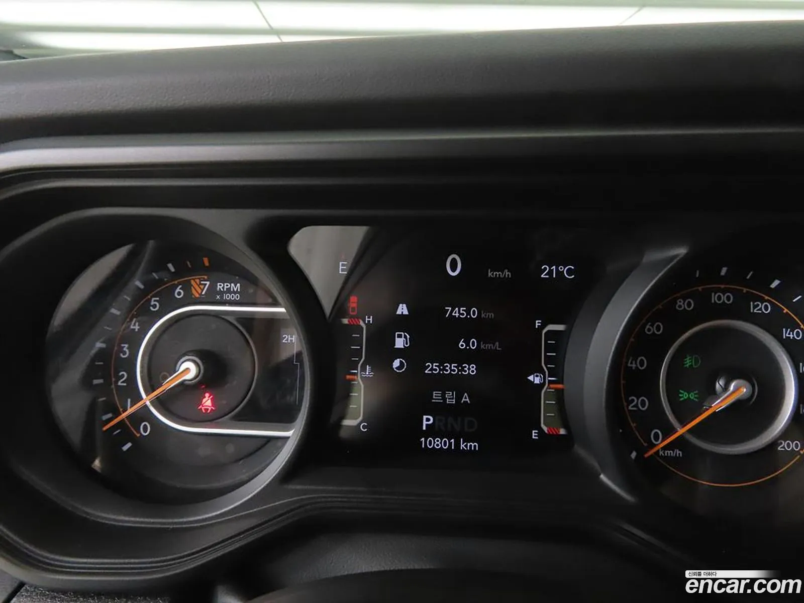 Jeep Gladiator 2025 — 8